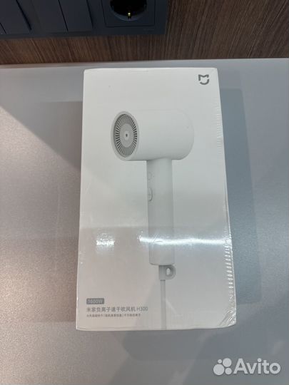Фен Xiaomi Mi Ionic Hair Dryer H300 белый