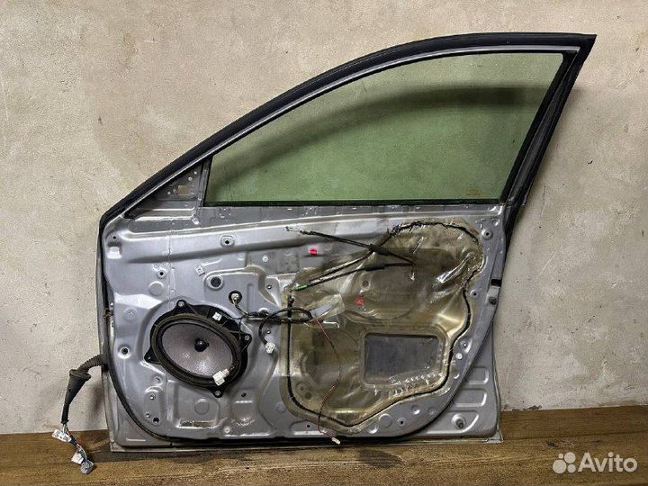 Дверь передняя правая Toyota Camry v40 (Камри v40)