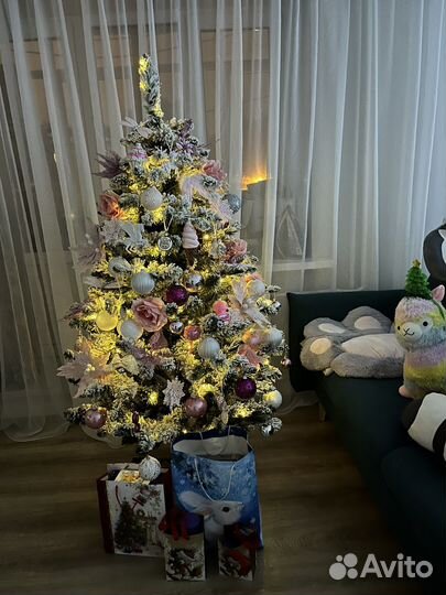 Ель искуственная заснеженная