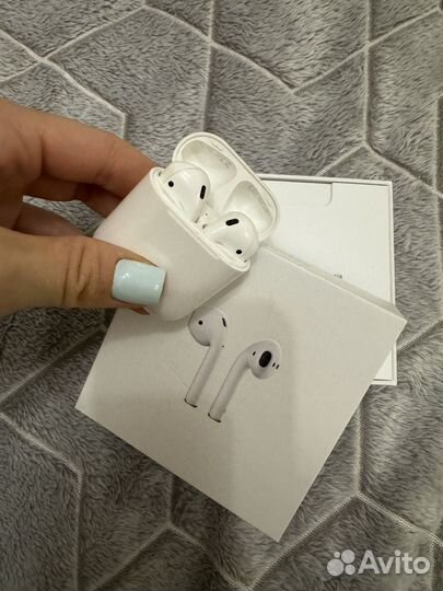 Airpods 2 поколение