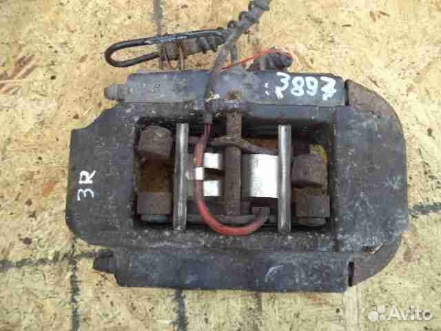 Суппорт задний правый Audi Q7 4L