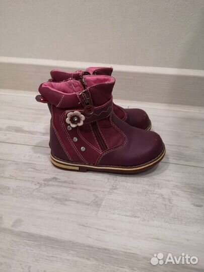 Ботинки для девочки