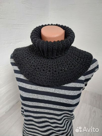 Манишка вязанная