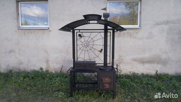Мангал с крышей кованый и печкой под казан