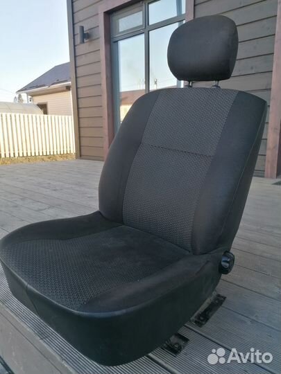 Сиденья на ваз largus