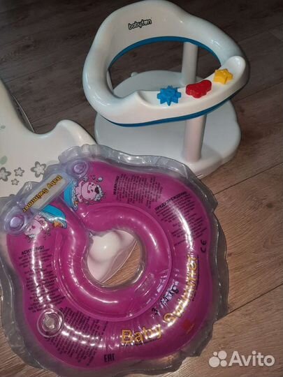 Круг для купания,стульчик,горка,коврик