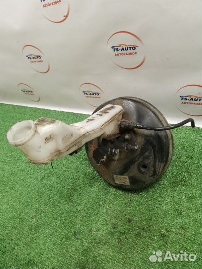 Вакуумный усилитель тормозов Ford Fiesta MK6 1.4