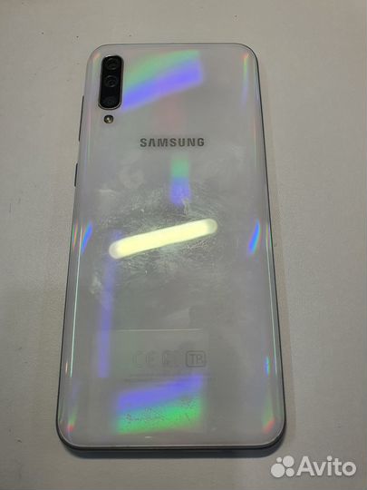 Samsung Galaxy A50, 6/128 ГБ