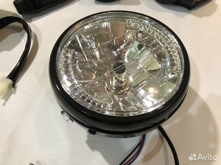 Фара на мотоцикл