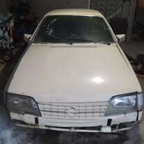 Opel Monza 2.0 MT, 1984, битый, 130 000 км, с пробегом, цена 400 000 руб.