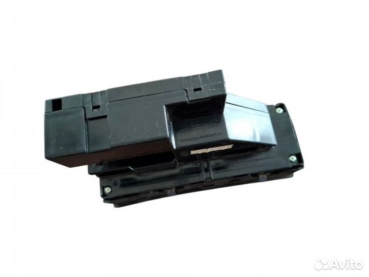 Блок переключателей в двери передний пасс. Bmw X5