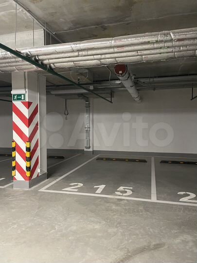 Машиноместо