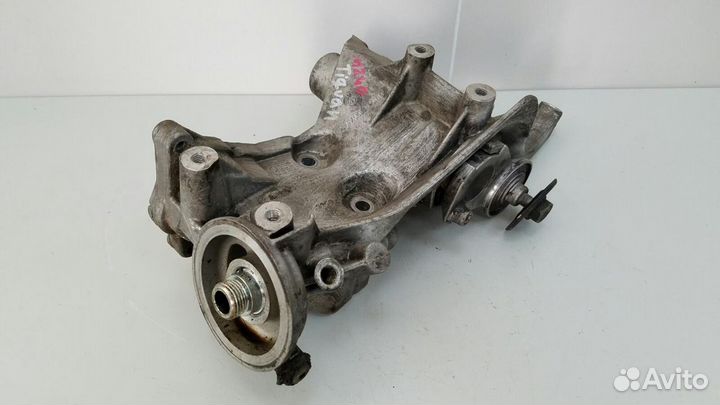 Кронштейн генератора Volkswagen Tiguan 5N1 5N2