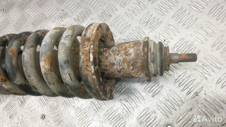 Стойка задняя левая Mercedes W163 3-9 дней