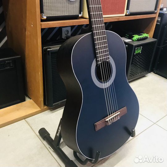 Классическая гитара Flight + Аксессуары