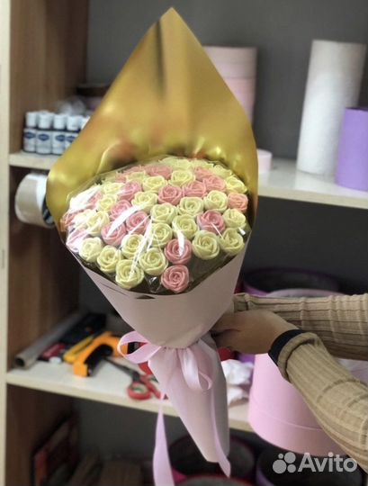 Цветы из шоколада в подарок учителям