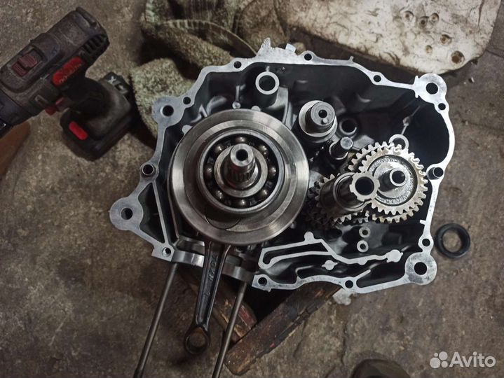 Продам двигатель на мопед 200 кубов 163FML