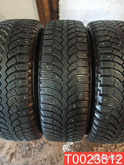 Bridgestone Blizzak Spike-01 225/65 R17 100R