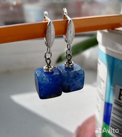 Серьги с натуральными камнями