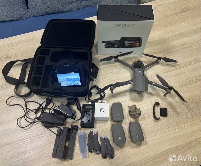 Dji mavic 2 zoom + smart controller