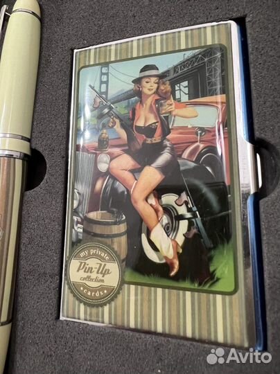 Подарок визитница