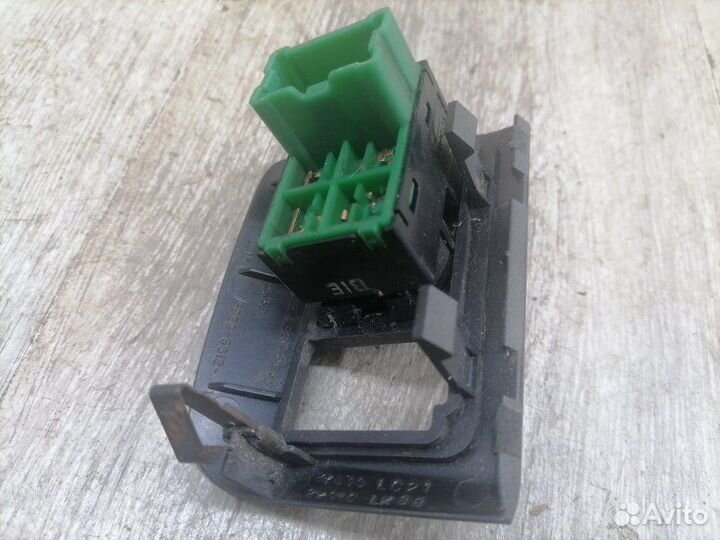 Блок управления зеркалами Nissan Maxima A33 VQ20DE