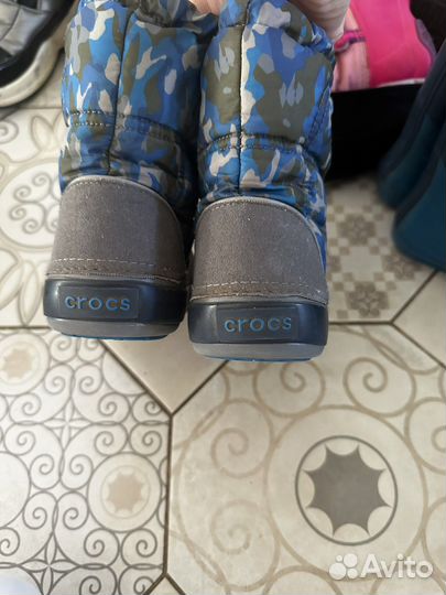 Резиновые сапоги crocs