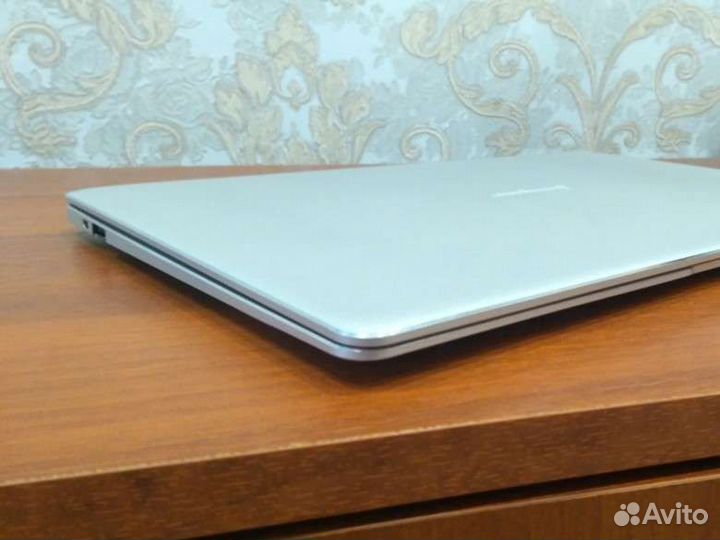 Jumper EZbook X4 ноутбук
