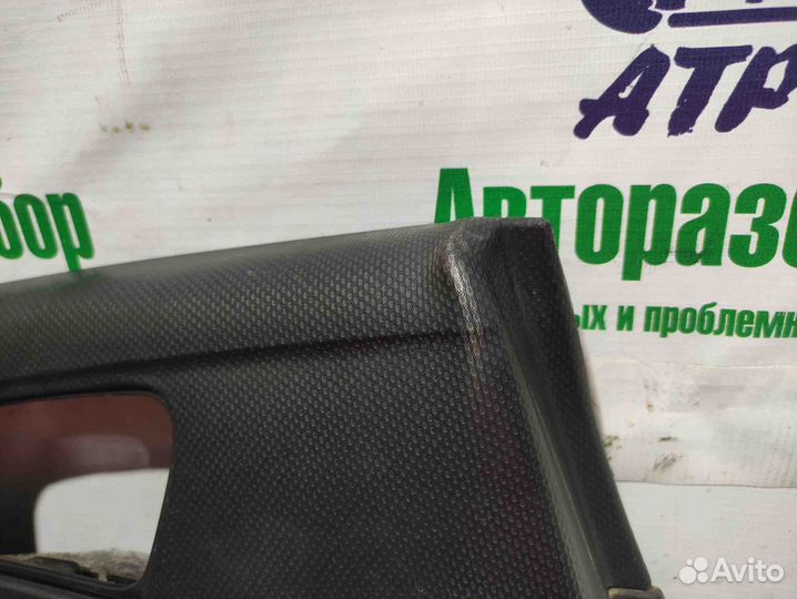 Обшивка двери задней левой Hyundai Solaris