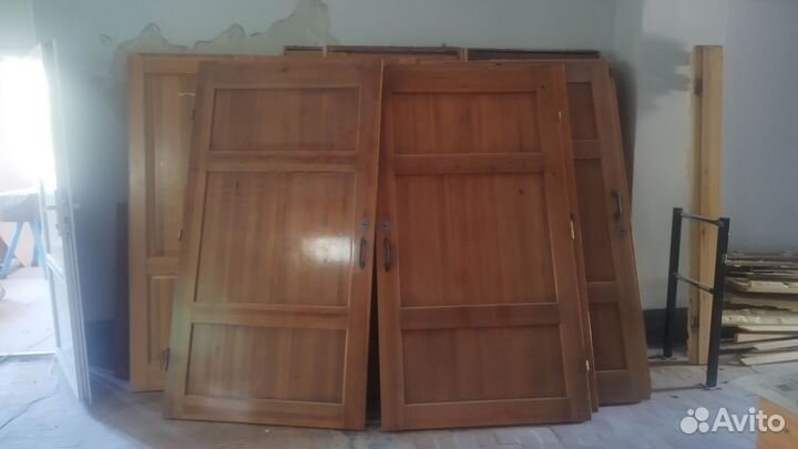 Двери межкомнатные б/у