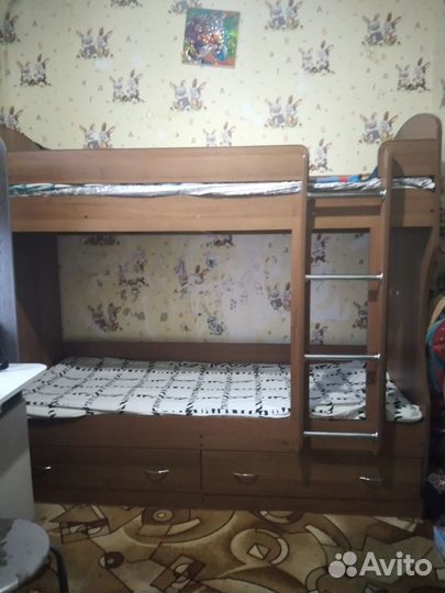 Двухъярусная кровать бу