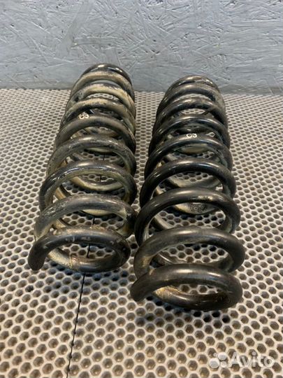 Пружина подвески задняя Bmw 335 Xi E92 N54 2007