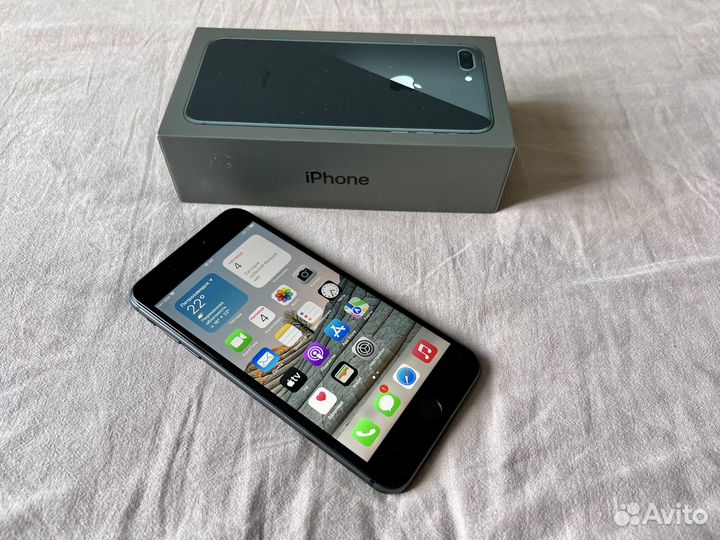 iPhone 8 Plus 64gb Space Gray / Коробка / Чек