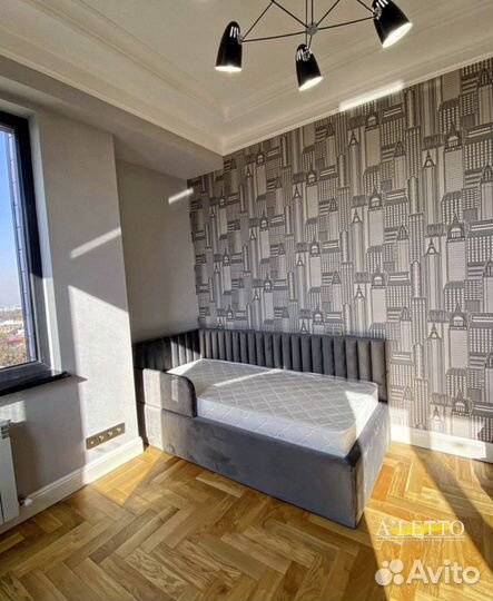 Детская кровать с мягкими бортиками