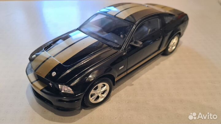 Коллекционная модель 1/18