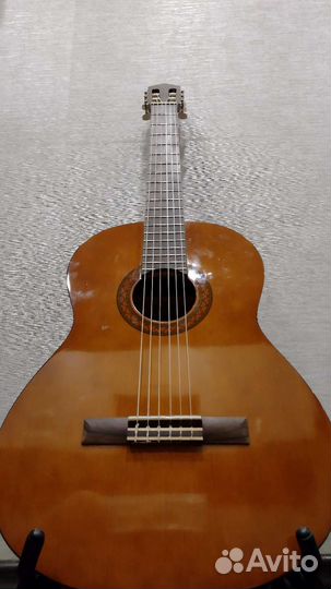 Классическая гитара yamaha C 40
