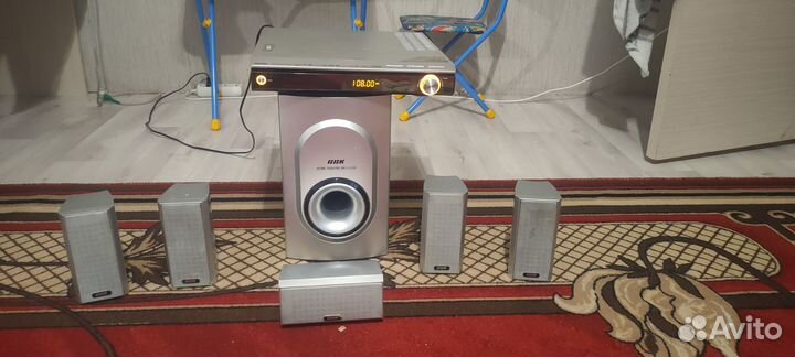 Давольно мощный кинотеатр BBK dk1112si 5.1