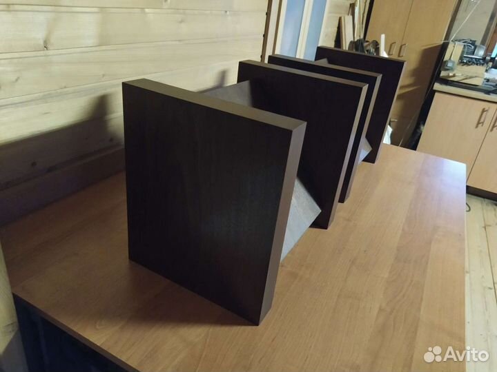 Подставки для акустики