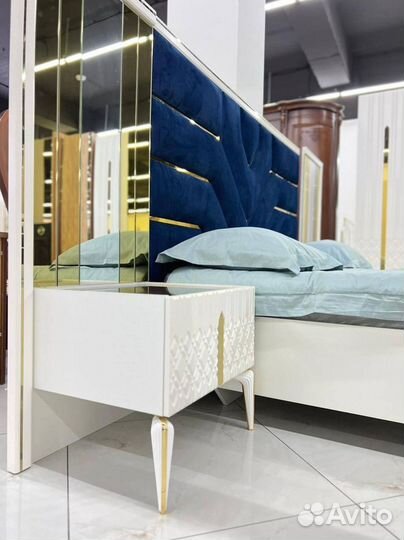 Спальные Гарнитуры