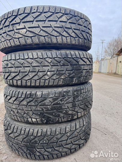 Kormoran Stud 2 205/60 R16