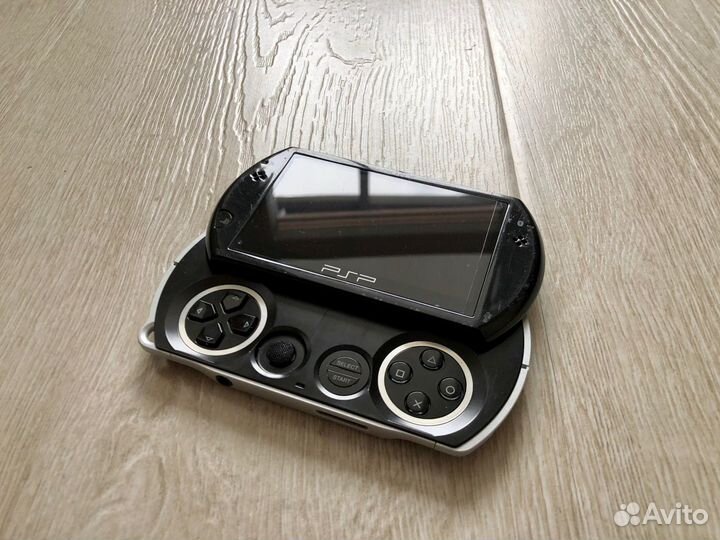 Приставка PSP Go Black N1008 (Прошита/Много игр)