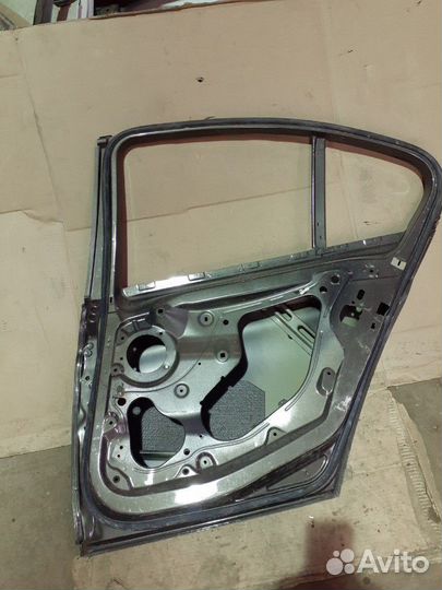 Бмв 3 F30 дверь задняя правая