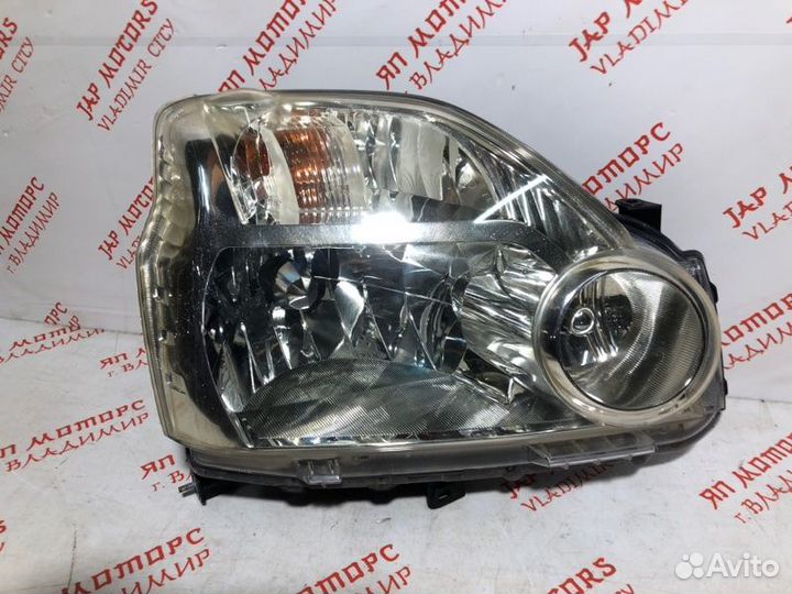 Фара галогеновая правая Nissan X Trail T31 2.0
