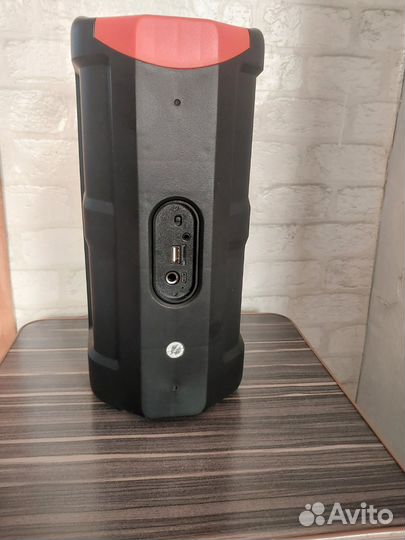 Музыкальная колонка с блютузом