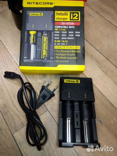 Зарядное устройство Nitecore intellicharger i2