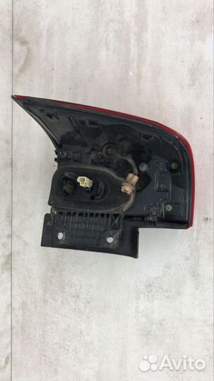 Фонарь задний правый Land cruiser 200