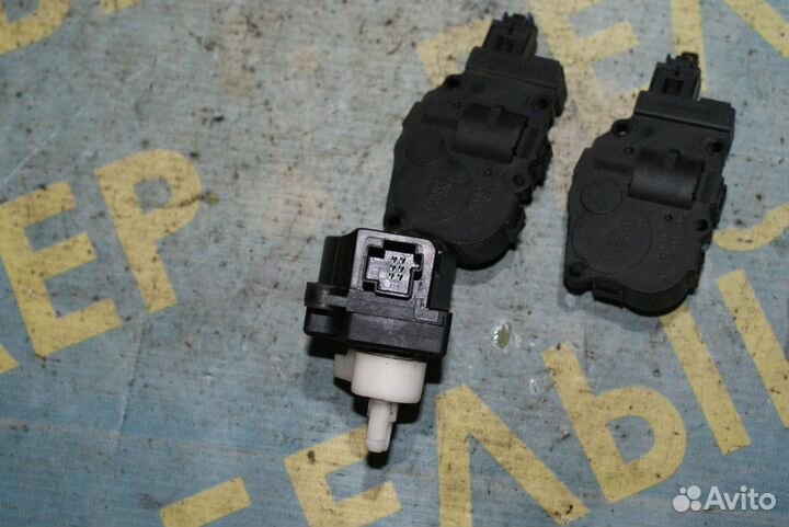 Моторчик заслонки печки Citroen C4 Grand Picasso