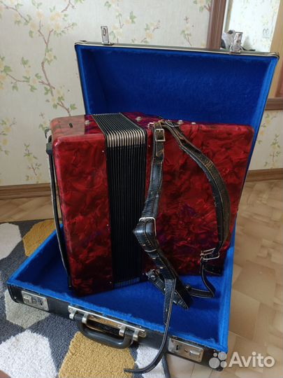 Аккордеон royal standard