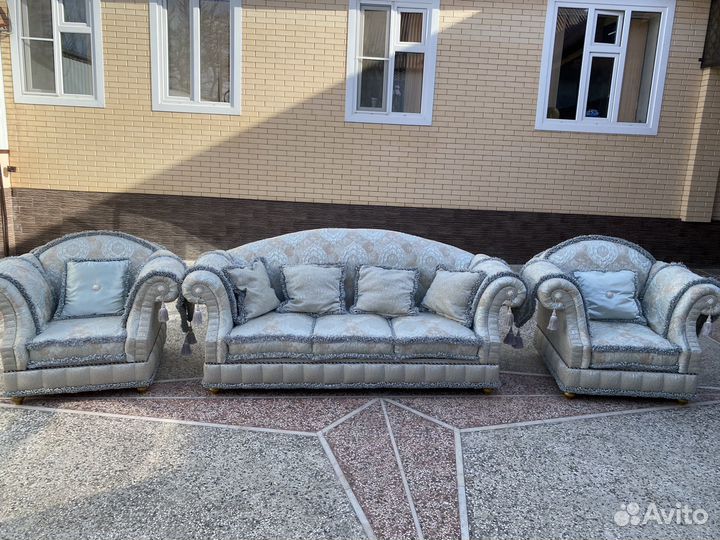 Диван тройка б/у