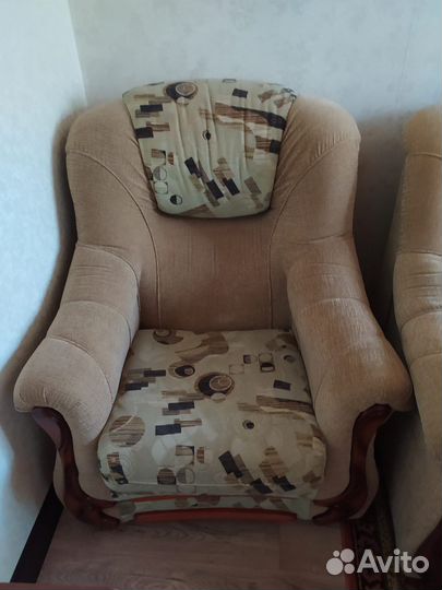 Диван и 2 кресла